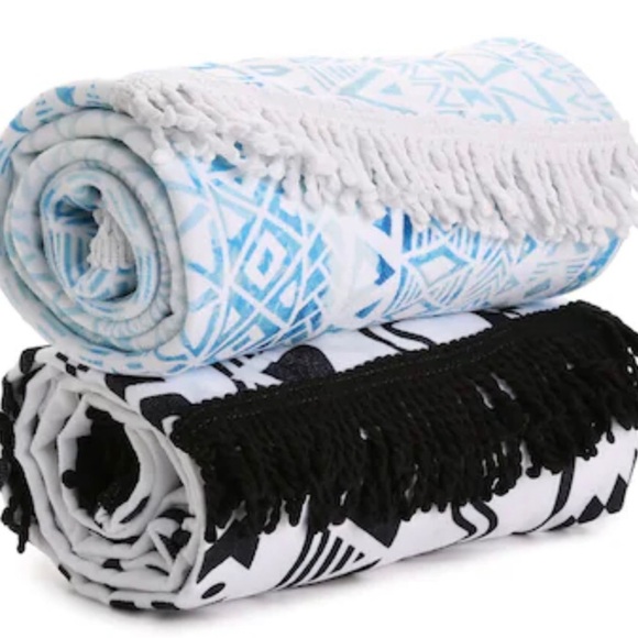 DSW ROUND GEOMETRIC BEACH TOWEL/WRAP - Picture 3 of 5